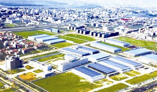 2016年，襄陽高新區(qū)營收突破3000億大關(guān)